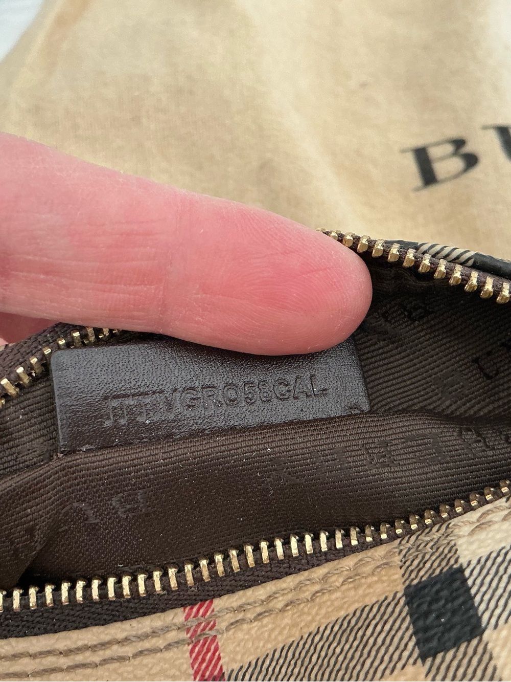 Burberry Beige Black Red Check Cosmetic Pouch - Picture 7 of 7